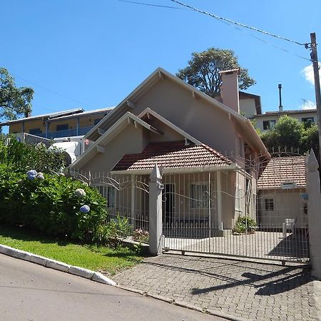 Apartamento Dos Altos Centro Грамаду Екстер'єр фото